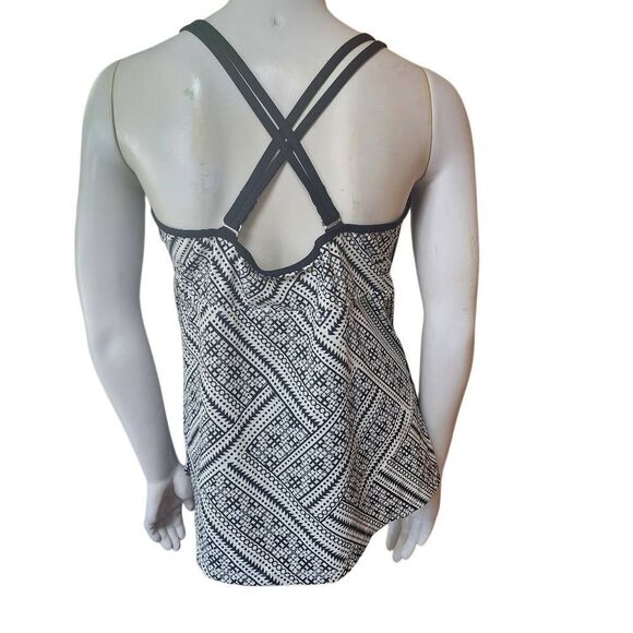 Splashletics Black & White Tankini Top (L) - Picture 6 of 7